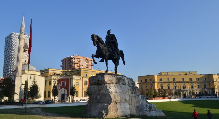 Tiran Başlangıç – Saraybosna Bitişli Balkan Gezi Programı 6 Gece 7 Gün