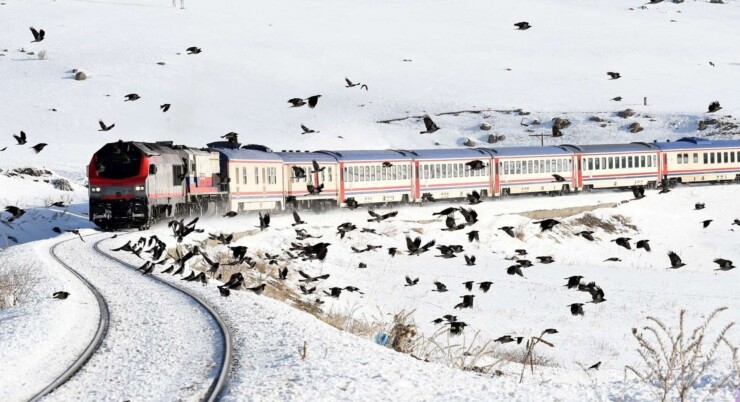 Turistik Doğu Ekspresi ile Gidiş, Dönüş Uçak İle